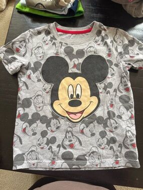 Disney Gray Mickey Mouse Graphic Tee with Yellow Face and Red Accents